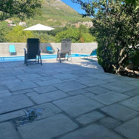 Villa Terra Fontana ツァヴタット エクステリア 写真